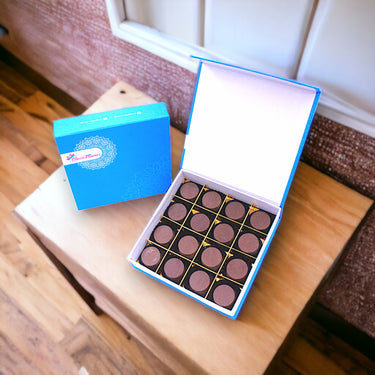 Box of Crunchy Wafer Chocolate, 16pcs, Crunchy Wafer, Chocolate Treats